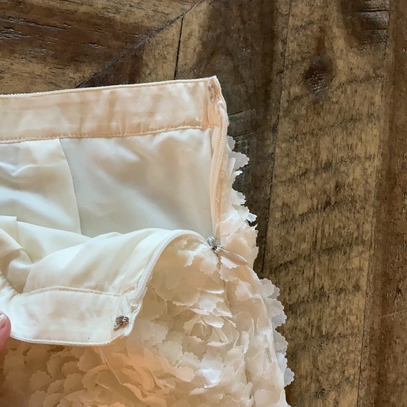 LOFT skirt - Picture 3 of 4